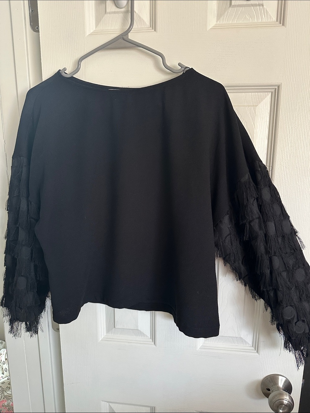 Black Women's Long-Sleeve Fringe Sleeve Blouse